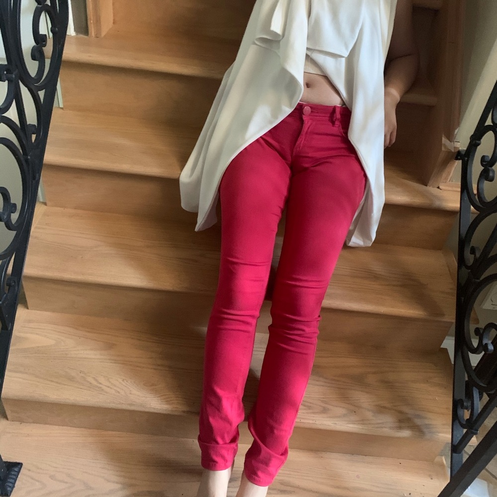 Pink skinny jeans